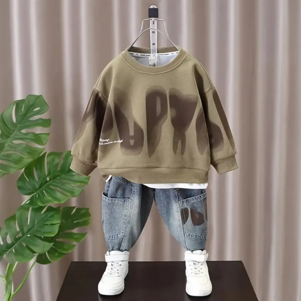 Boys Printed Sweatshirt And Jeans 2 Pcs Set